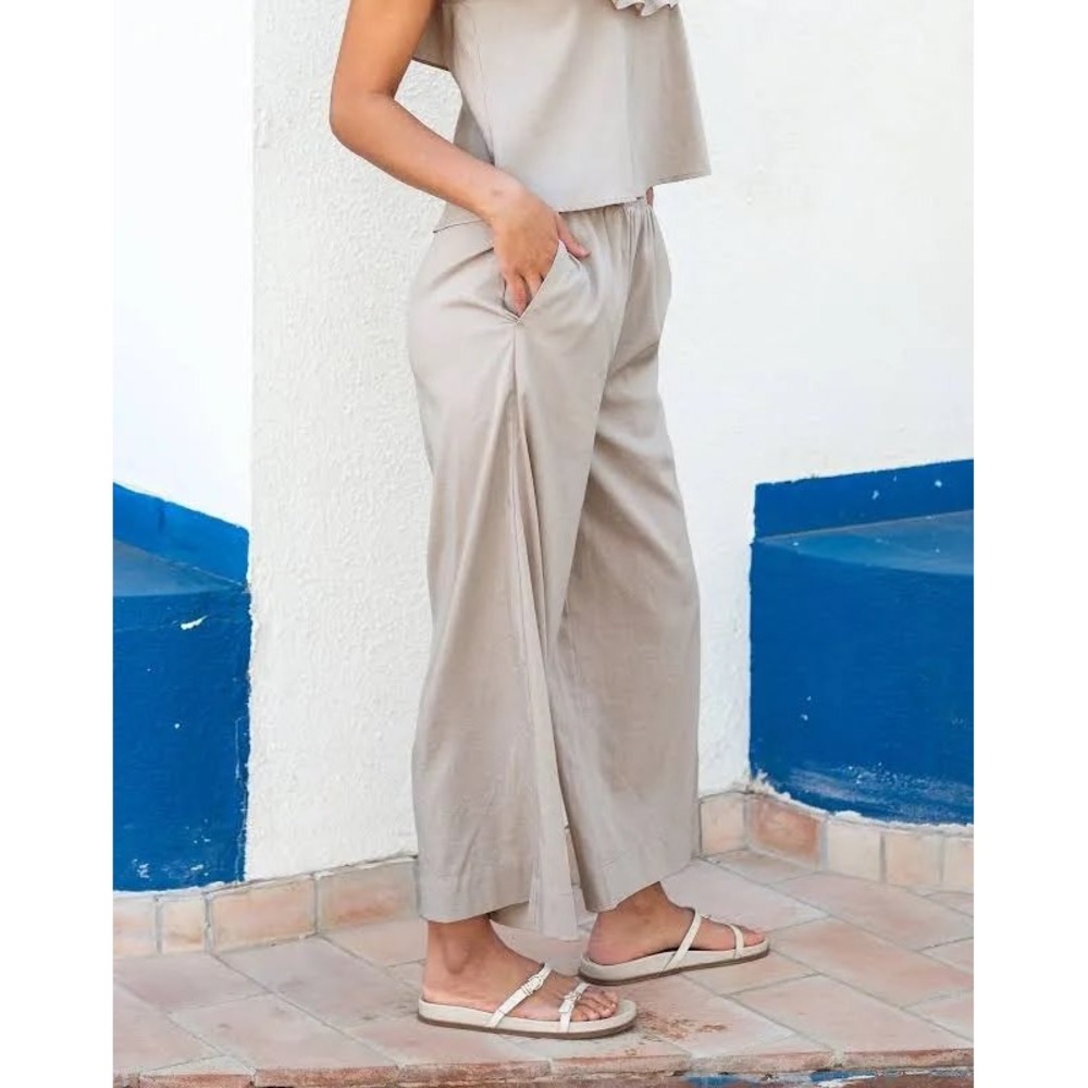 Mersea Veranda Cropped Wide Leg Pants Women Small Beige Smocked Waist Trousers